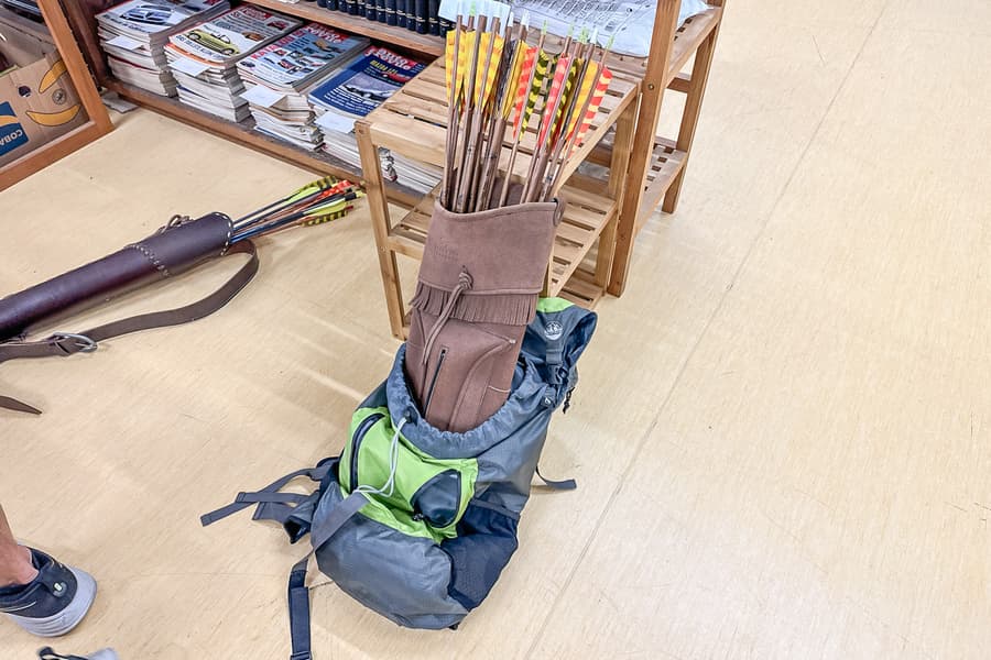 Tasche mit 20 Pfeilen
